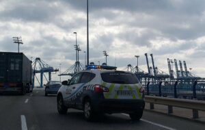 La APBA licita la compra de vehículos eléctricos e híbridos para renovar el 60% de su parque móvil