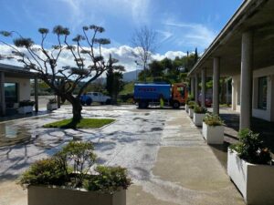 El Ayuntamiento acomete la limpieza y desinfección del tanatorio de Botafuegos