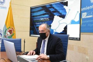 El alcalde presenta a colectivos empresariales la red Ramal Central