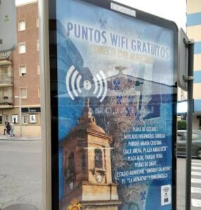 Adelante lamenta que el Ayuntamiento no incluya a las barriadas en el proyecto de puntos Wifi gratuitos