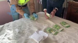 Detenidas 7 personas en Algeciras por vender documentos falsos a inmigrantes y defraudar 100.000 euros