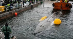 Intervienen en el Estrecho la primera embarcación semisumergible cargada con droga en España