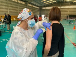 Los andaluces con 68 años o más pueden pedir cita desde hoy para vacunarse contra COVID-19