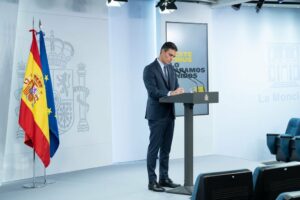 El presidente avanza que el 70% de la población española estará vacunada a finales de agosto