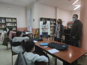 Arranca el programa Un Niñ@, una guitarra, un Corazón" con 25 jóvenes de la Zona Sur de la ciudad