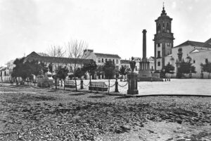 Memoria de Algeciras: Los arqueólogos del patrimonio fotográfico y sentimental de la ciudad