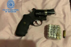 Detenidos en San Roque tres miembros de una organización dedicada a abastecer puntos de venta de cocaína