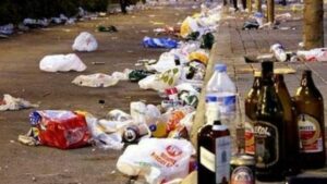 El Ayuntamiento recuerda que los botellones" siguen prohibidos en cualquier punto de la ciudad