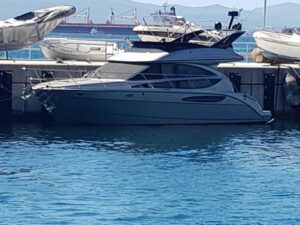 Detienen a un padre y una hija por un delito de blanqueo relacionado con un yate de lujo