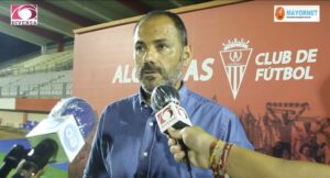 Salva Ballesta: "El Algeciras ha hecho una temporada de sobresaliente, pase lo que pase"