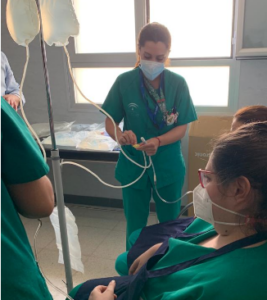 Profesionales de Nefrología del Punta de Europa se forman para evitar derivar pacientes a otros centros