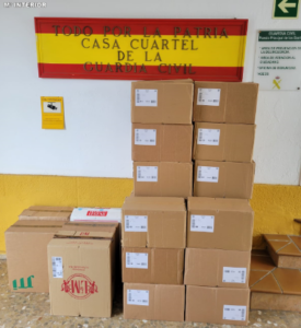 Detenida una persona en un alijo de 10.000 cajetillas de tabaco de contrabando en Los Barrios