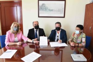 Ayuntamiento y familia Vigo renuevan el acuerdo de depósito del cuadro atribuido al Taller de Zurbarán