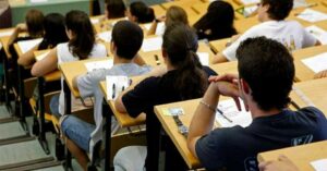 1.196 alumnos se examinan hoy de la PEvAU en el Campo de Gibraltar