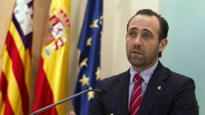 El eurodiputado José Ramón Bauzá abordará este martes asuntos económicos en el Campo de Gibraltar