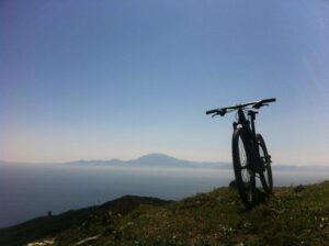 El alquiler de bicis eléctricas llega al Campo de Gibraltar de la mano de Runbaik
