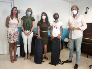 La violinista Regina Laza imparte una masterclass en la Escuela Municipal José María Sánchez-Verdú"