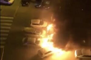 Nueve vehículos con graves daños en un incendio en el Saladillo 