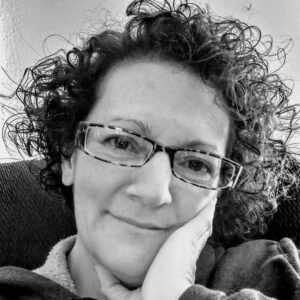 Galaxia López presenta su primera obra literaria, El hada del sexo