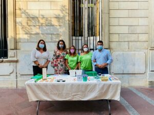 El equipo de gobierno acompaña a la Asociación Gaditana de Ataxias Agata" en la celebración de su día