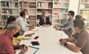 El Ayuntamiento y el IES García Lorca  estudian líneas de colaboración en materia cultural