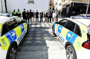 Presentados nuevos vehículos para el parque móvil de la Policía Local