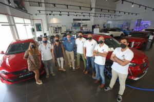 Peugeot se asoma a la recta final del año como líder en el mercado total.