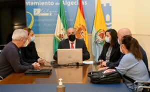 Respaldo de los representantes sindicales para cuantas medidas se adopten en contra del cierre de Correos