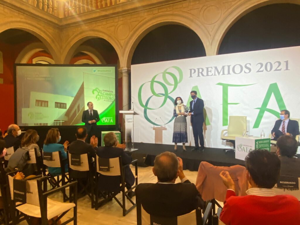 La Fundación Campus Tecnológico recoge el premio de la AFA en el ámbito empresarial, investigación y medio ambiente.