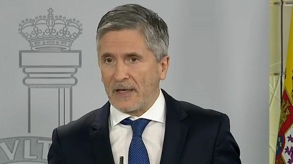 Marlaska traslada sus condolencias a la familia del motorista fallecido en Algeciras