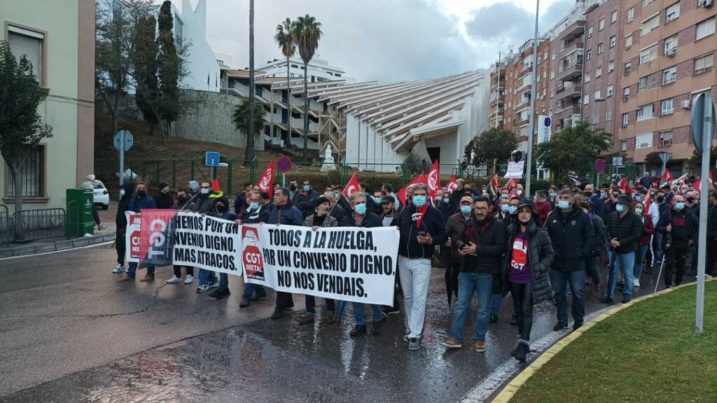 Miles de personas se manifiestan en Algeciras en apoyo de los trabajadores del metal