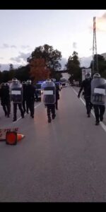 CGT denuncia que los antidisturbios aprovechan que los trabajadores están reunidos para cargar contra un piquete en Refinería