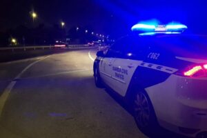 Dos detenidos por la Guardia Civil como presuntos autores de un delito de robo con fuerza y otro de lesiones