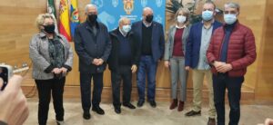 Los exalcaldes Esteban, Delgado y González recuerdan la figura de Pakofer