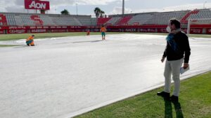 El Nuevo Mirador reestrena césped