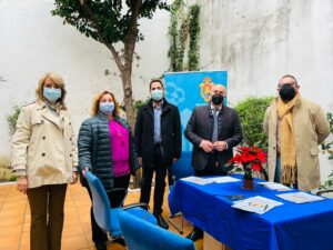 El alcalde recibe a la nueva junta directiva de la Sociedad Algecireña de Fomento.