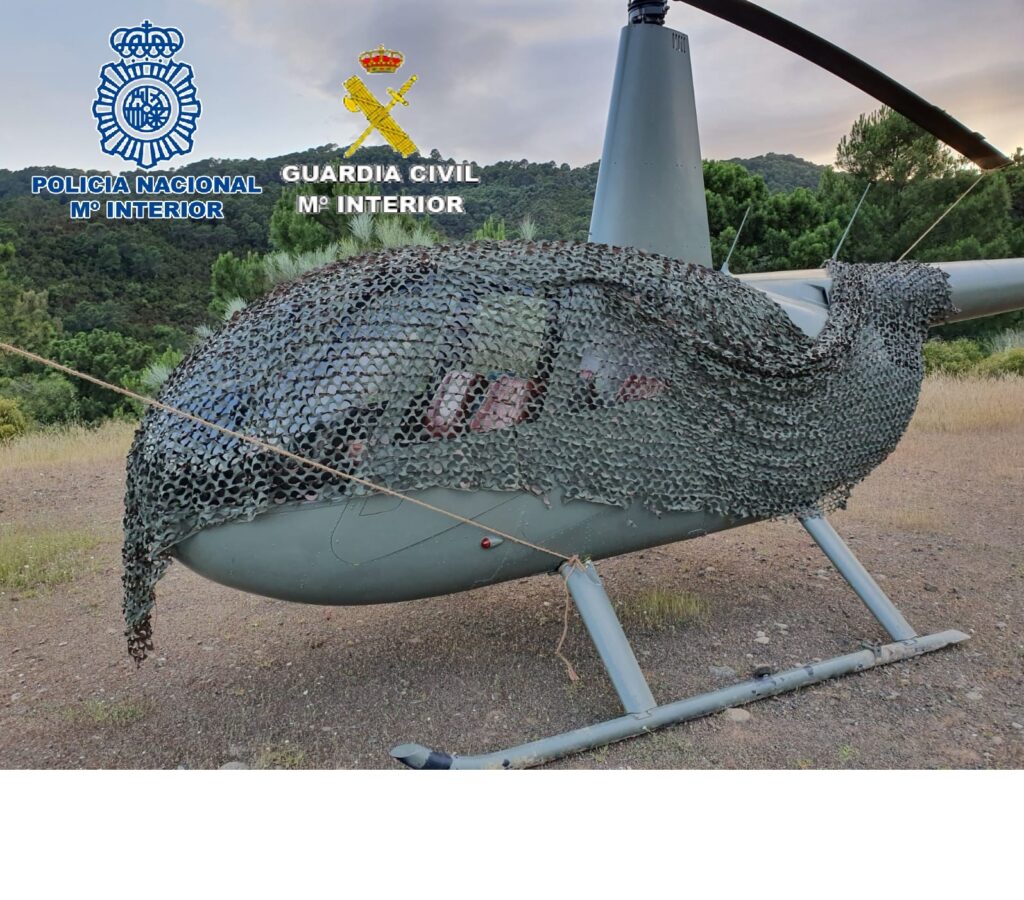 Detenido el piloto de un helicóptero siniestrado en el Estrecho en el que desapareció y perdió la vida el copiloto