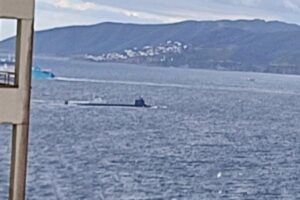 Un submarino de la Armada de Estados Unidos arriba a Gibraltar