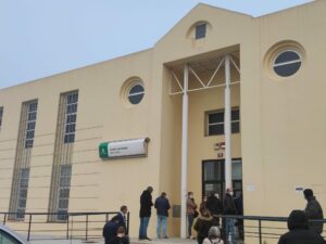 Gallardo culpa a la Junta del ambiente de tensión que se vive en los centros de salud de Algeciras