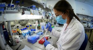 Hallan la variante deltacron" en Chipre, una combinación de las variantes delta y ómicron