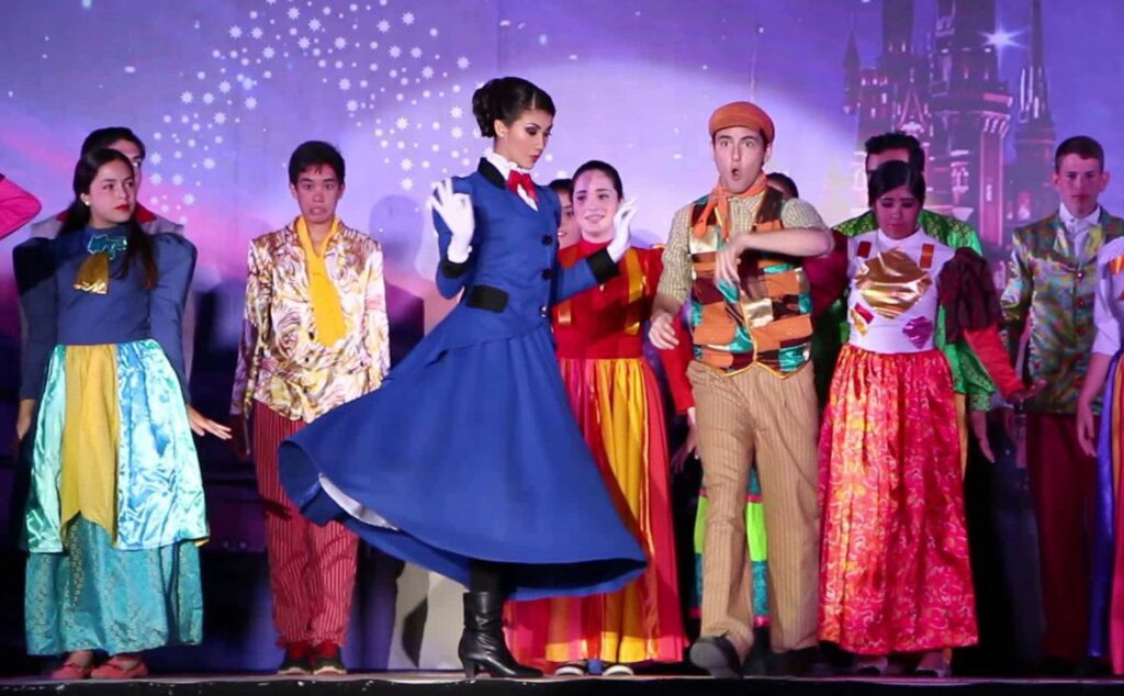 El musical de Mary Poppins en la agenda cultural de Algeciras esta semana