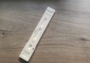 El gobierno fija el precio máximo de los test de antígenos en 2,94 euros