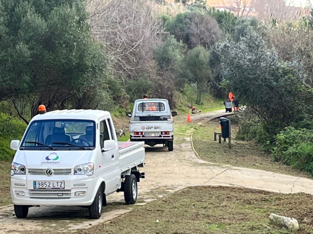 Se llevan a cabo tareas de limpieza y adecentamiento en el parque fluvial del río Pícaro.