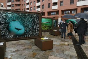 Inauguración la exposición itinerante De Polo a Polo, de la Fundación La Caixa