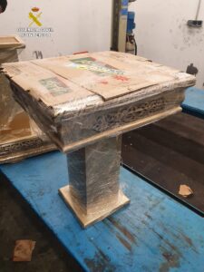 Intervienen en el Puerto de Algeciras 11 kilos de hachís ocultos en el interior de una mesa de madera
