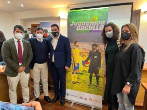 El Ayuntamiento se suma a la campaña contra la LGTBIfobia en el deporte