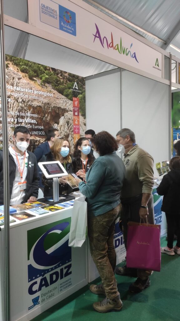 Algeciras muestra su potencial para la observación de aves migratorias y marinas