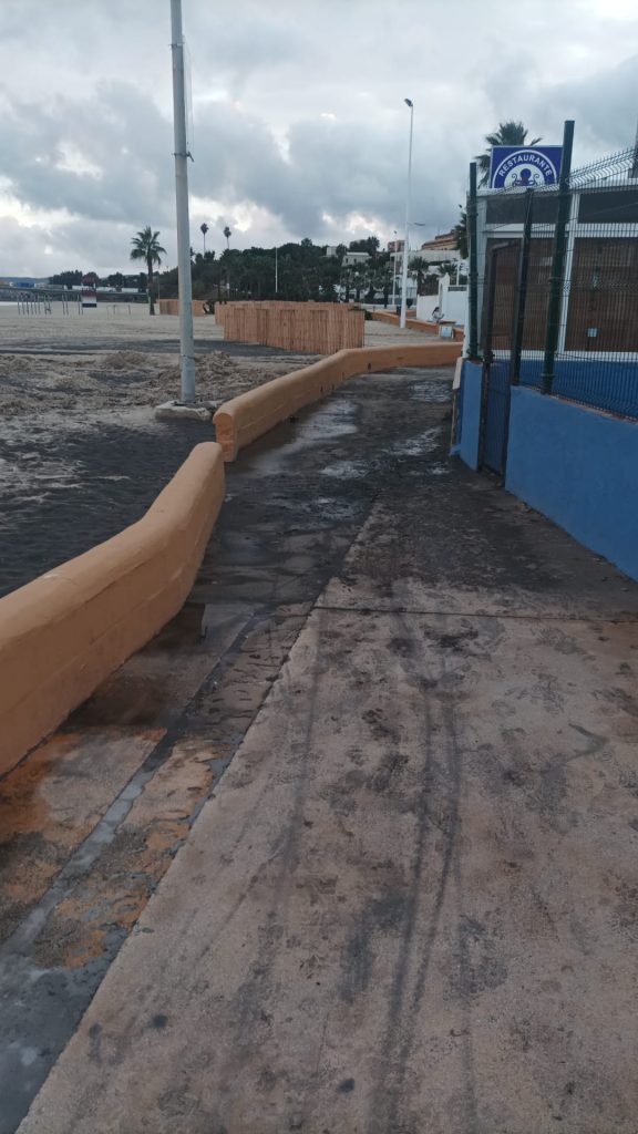 Playa el Rinconcillo hoy día 16 de Noviembre